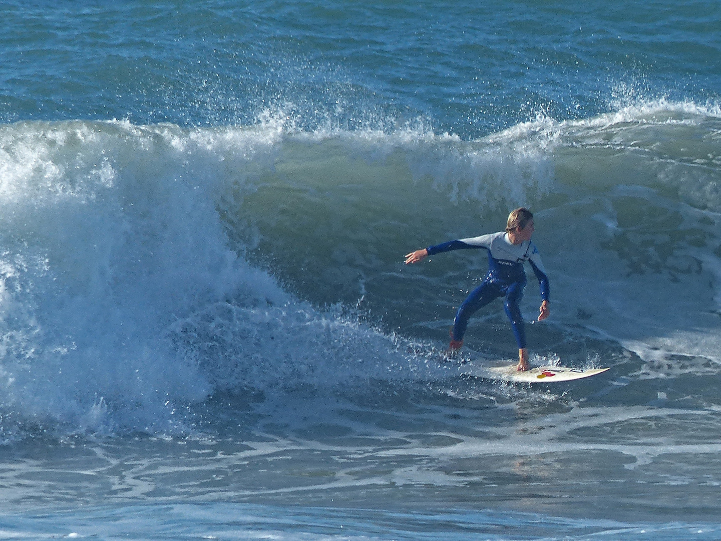 jouer avec la vague