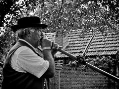 joueur d'alphorn