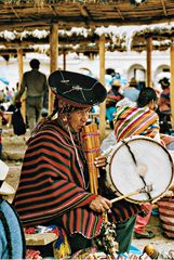 joueur de flûte et tambour