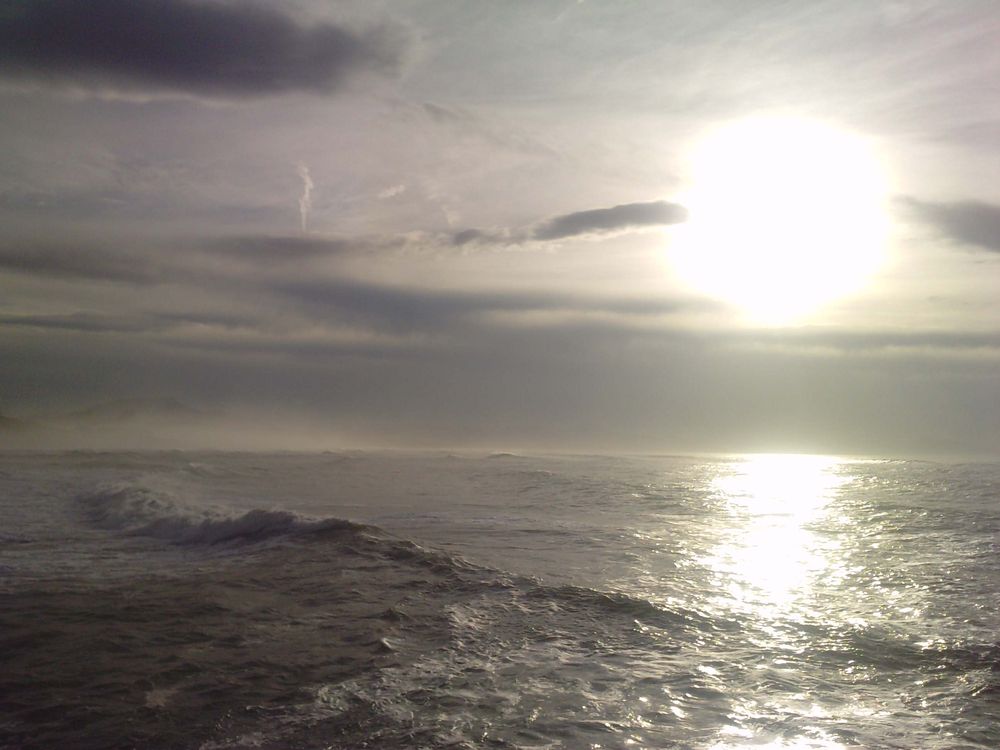 Jour de tempête entre mer et montagne de darmaa 