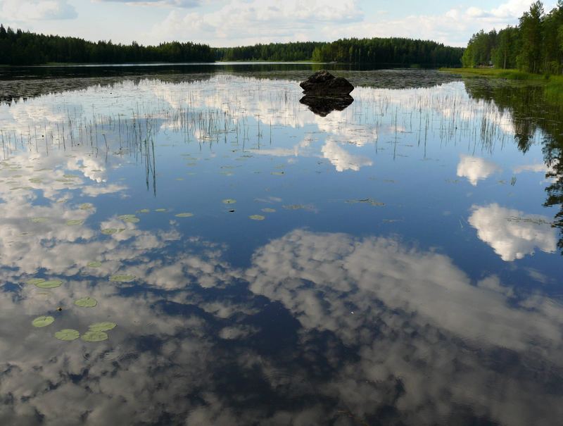 Joutsijärvi an einem Sommerabend