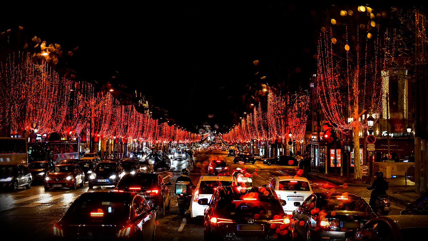 „Joyeux Noël et une bonne et heureuse année 2019.“  