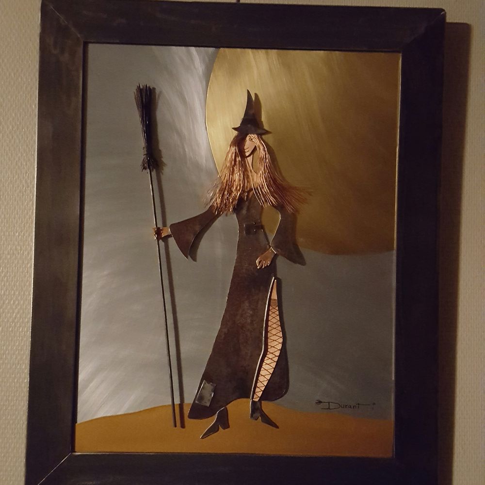 JP.DURANTI. Sorcière photo et image statues, sculptures, sujets Images