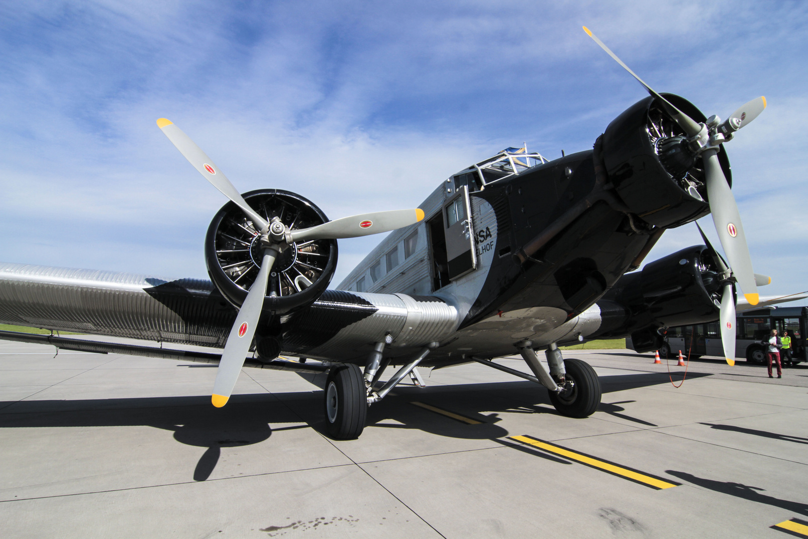 JU - 52