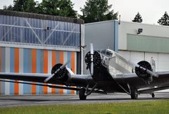 Ju-52 ..