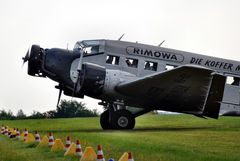 Ju-52 ....