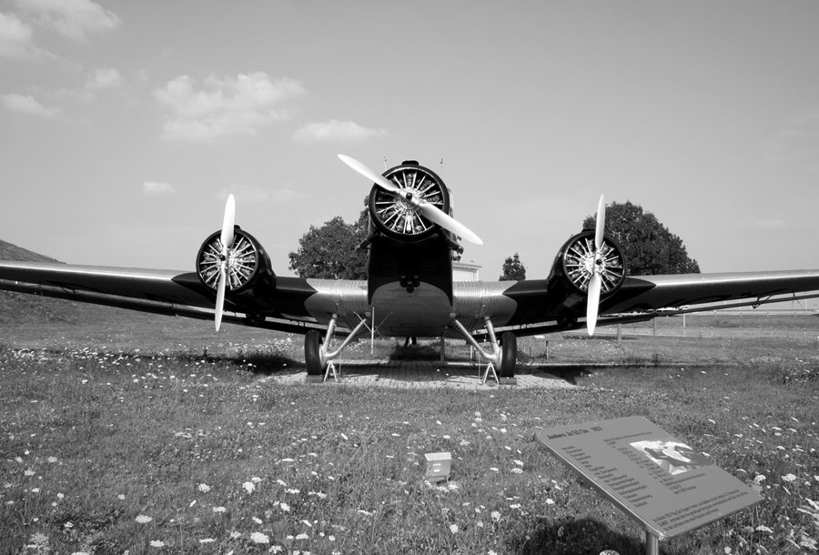 Ju 52