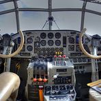 JU-52 der Deutschen Lufthansa - Cockpit