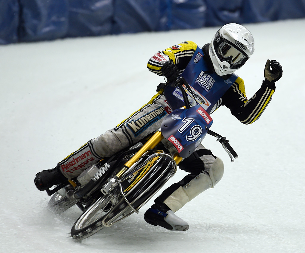 Jubel war leider sehr selten zu sehen ... | Eis Speedway Inzell 2014 #07