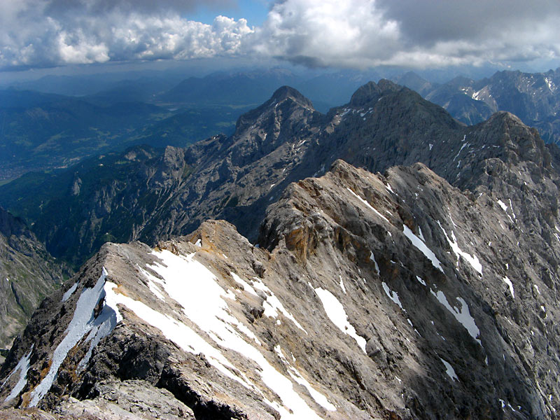 Jubiläumsgrat von der Zugspitze aus gesehen