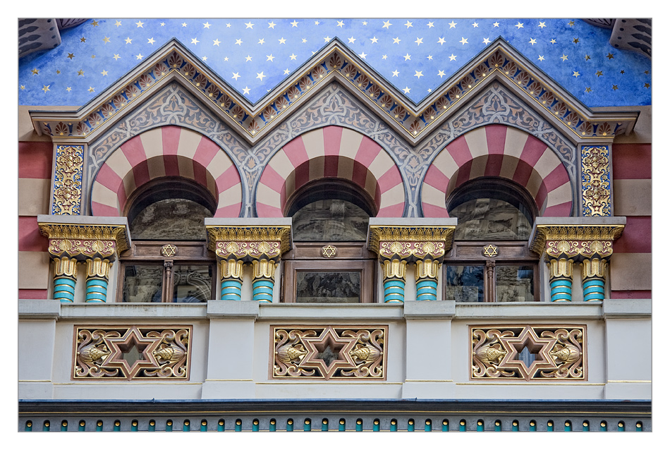 Jubilejni Synagoga ... Detail