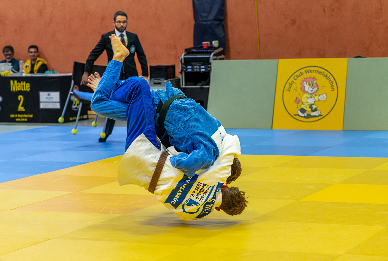 Judo schwebend