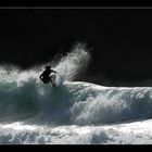 Jugando entre olas