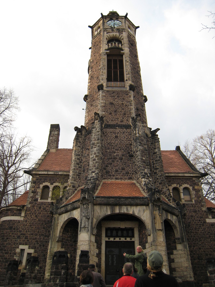 Jugendstilkirche in Klostergrab (Hrob) in Böhmen