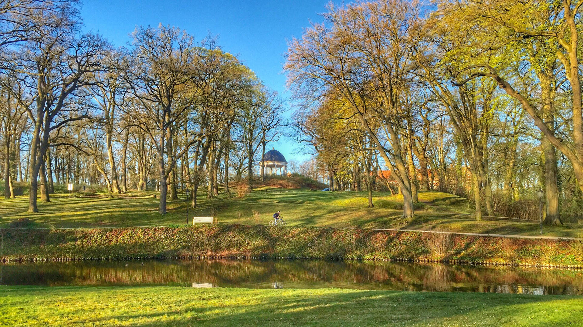 Jugendtempel im Schlossgarten Schwerin