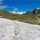 Juli-Schneegrenze mit rotem Saharastaub