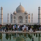 JULI: TOURISTEN UND BAUDENKMAL