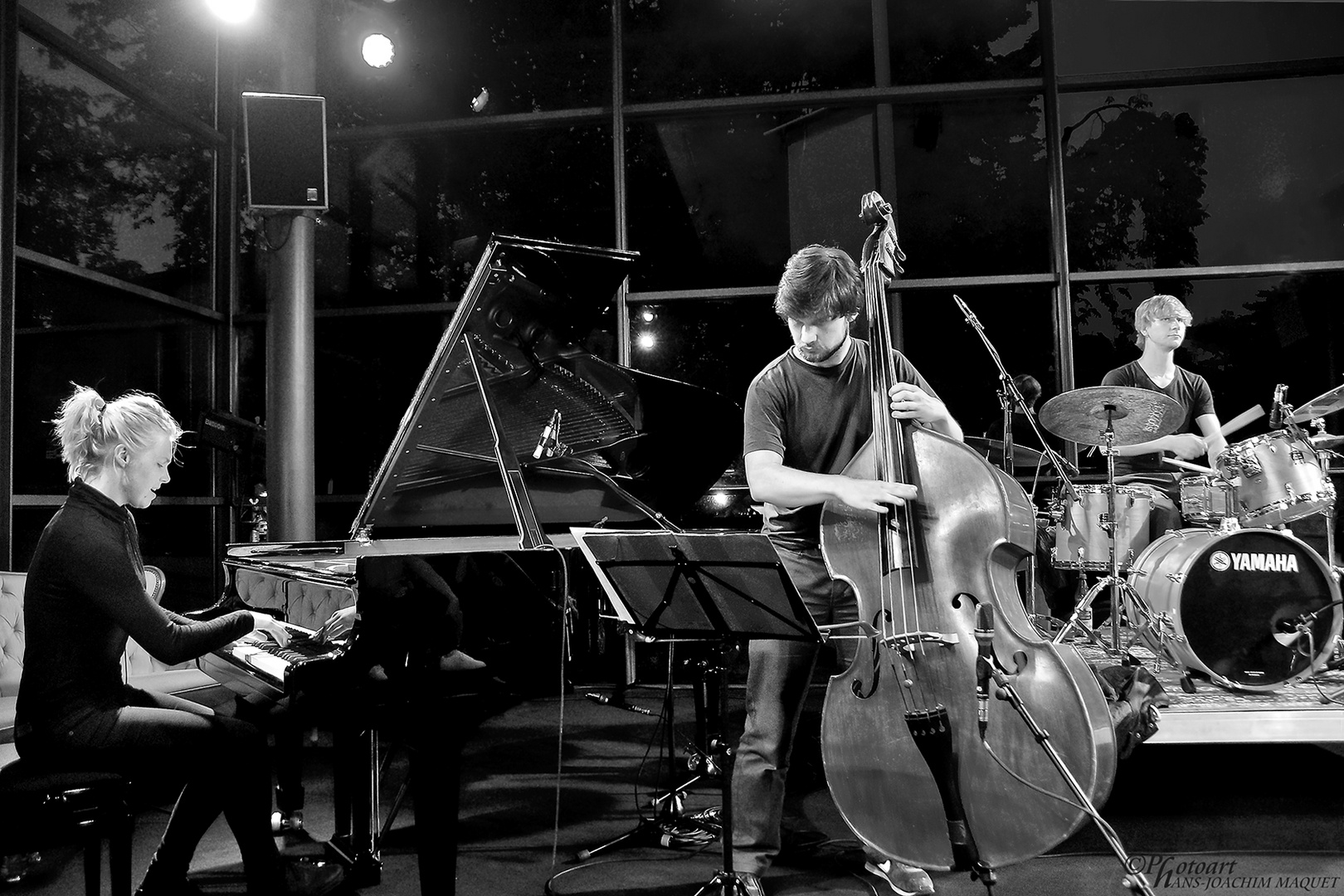 Julia Kadel Trio 