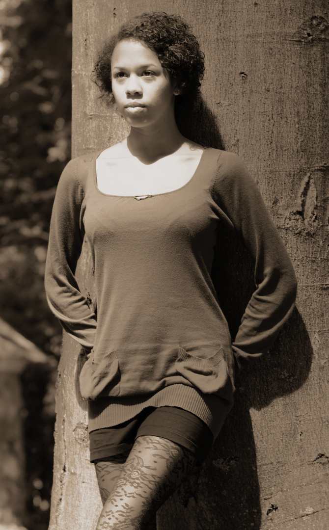 Julie in sepia