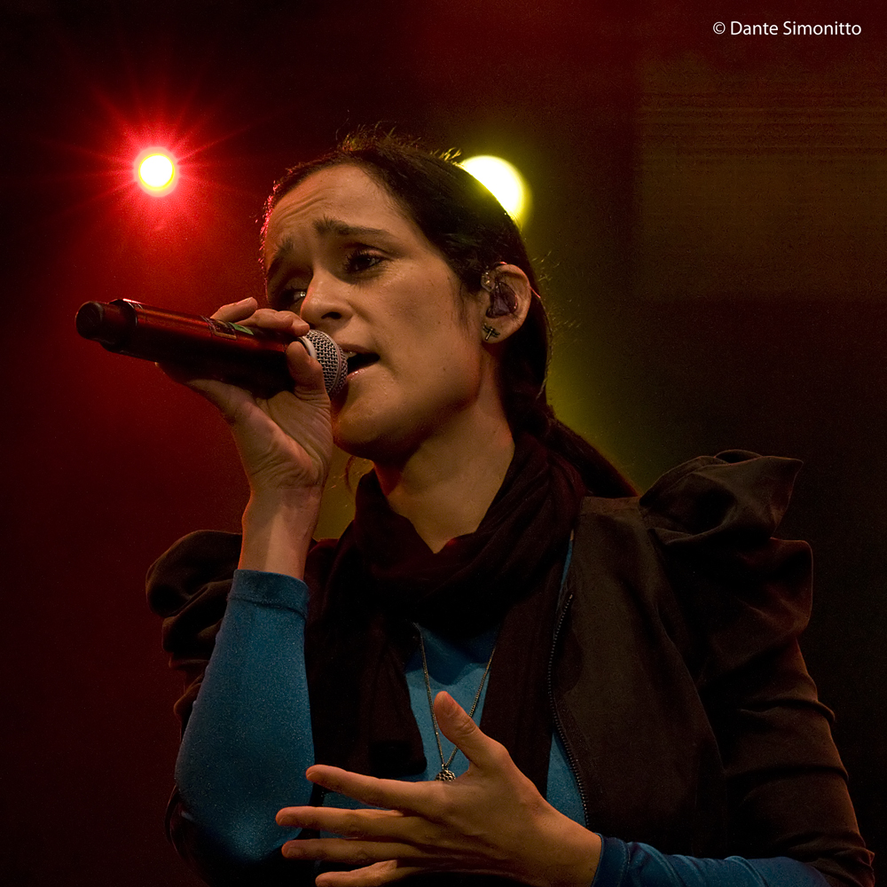 Julieta Venegas Live at Sunset ZH 2011