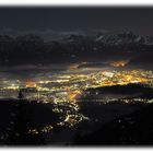 Julische Alpen hinter Villach in der Nacht
