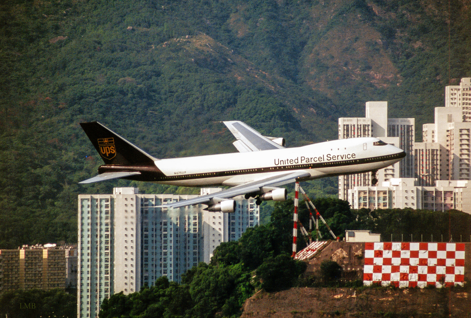 Jumbo Grandfather in Kai Tak