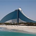 JUMEIRAH BEACH HOTEL VOM BURJ EL ARAB