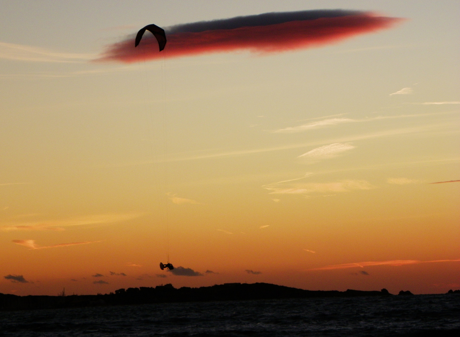 jump kite et coucher soleil