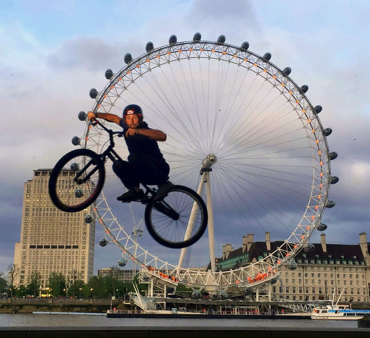 Jump the London Eye