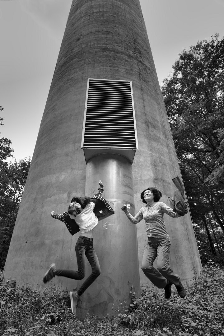 Jumping Girls