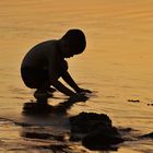 Junge am strand