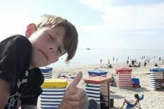 Junge am Strand von Borkum