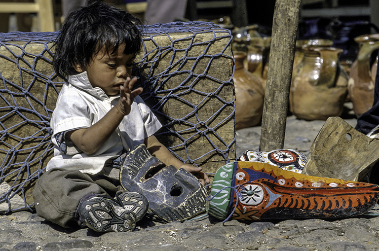 Junge auf dem Markt von Solola, Guatemala