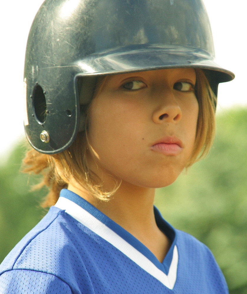 junge Baseballspielerin1