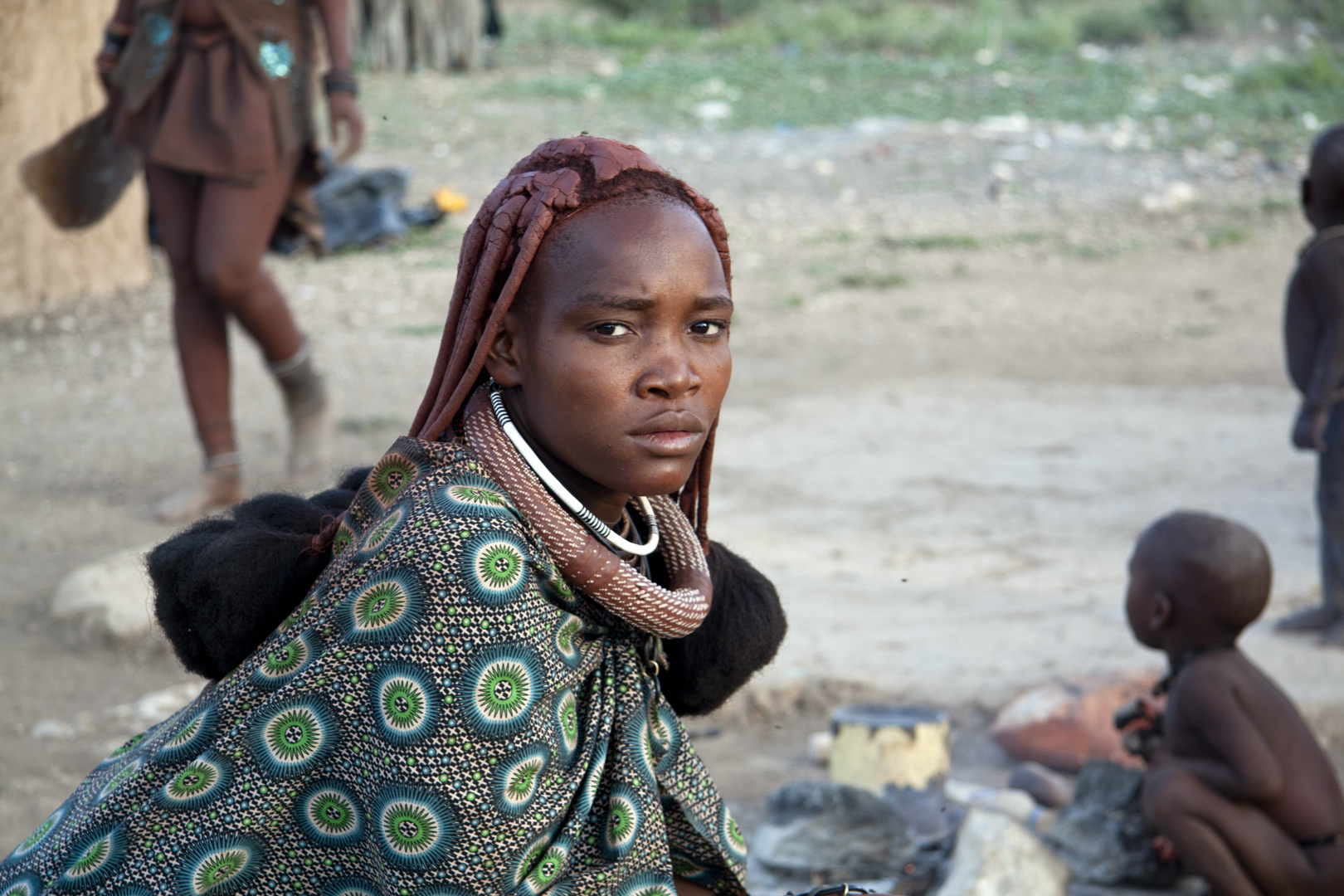 Junge Himba Frau