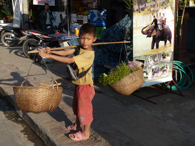 Junge in Luang Prabang