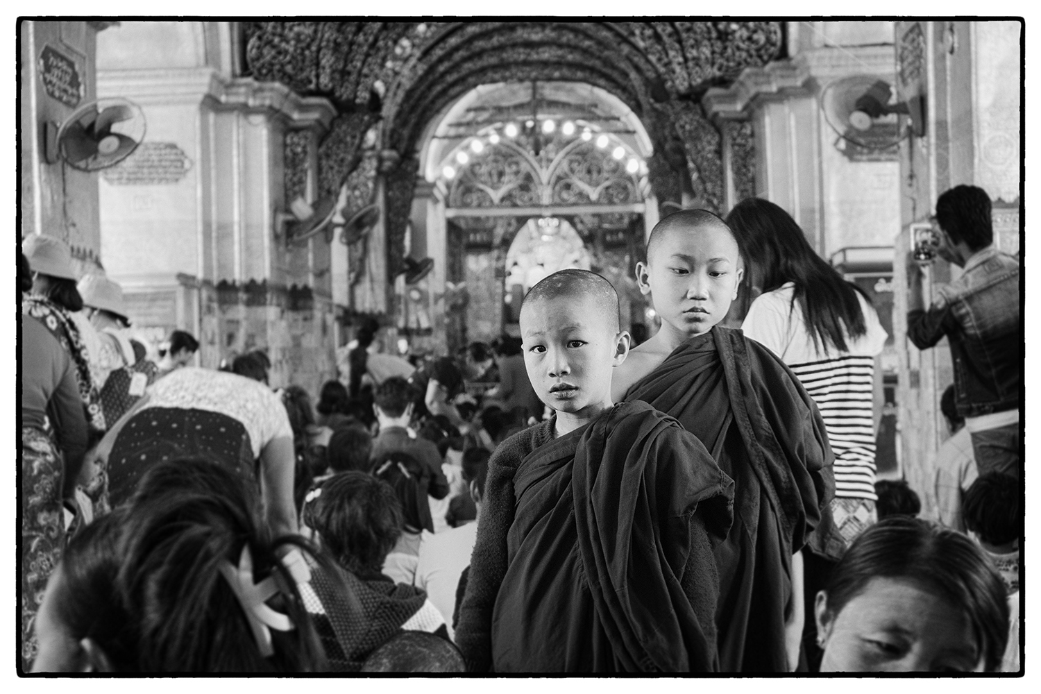 Junge Mönche in Mandalay