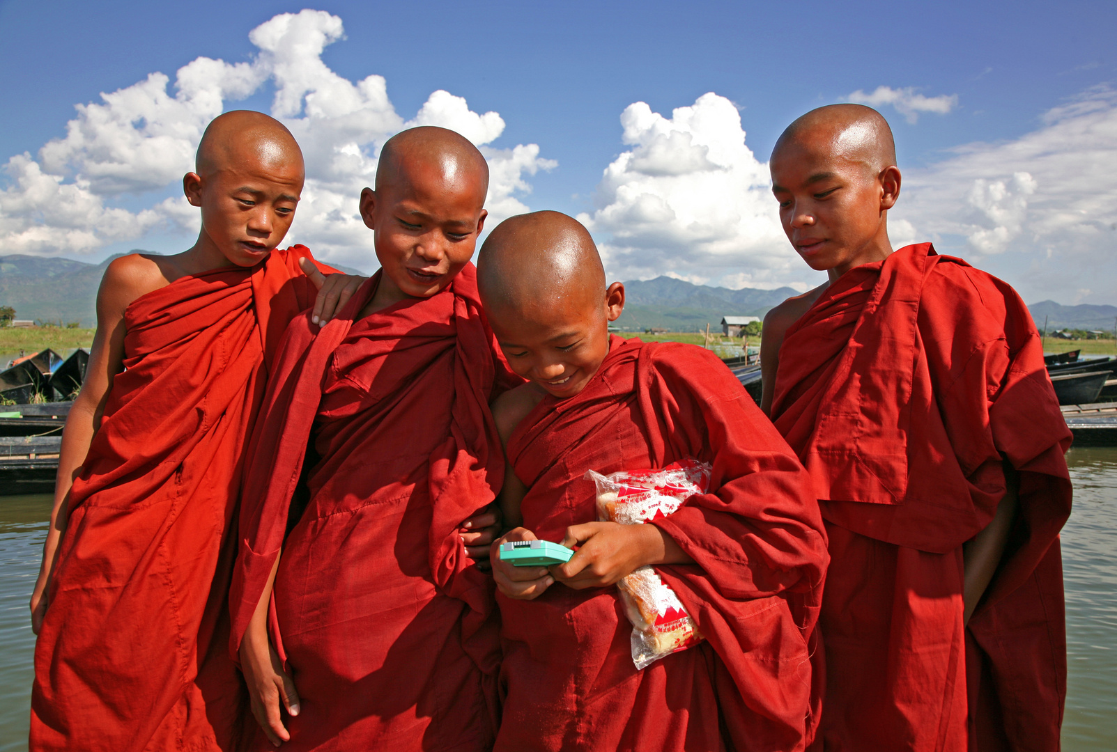 Junge Mönche in Myanmar