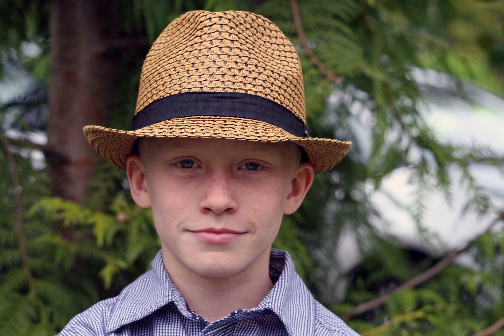 Junger Mann mit Hut Foto & Bild kinder, portraits, menschen Bilder auf