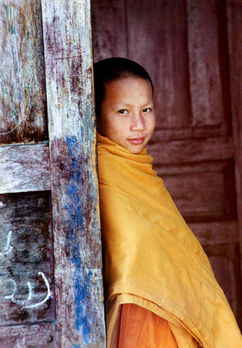 Junger Mönch im Wat Sop in Luang Prabang