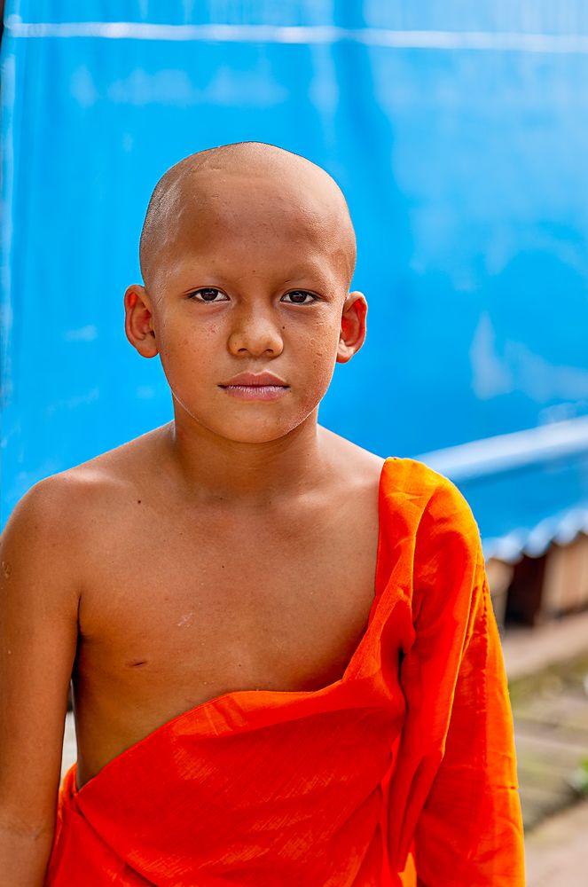 Junger Mönch in Luang Namtha