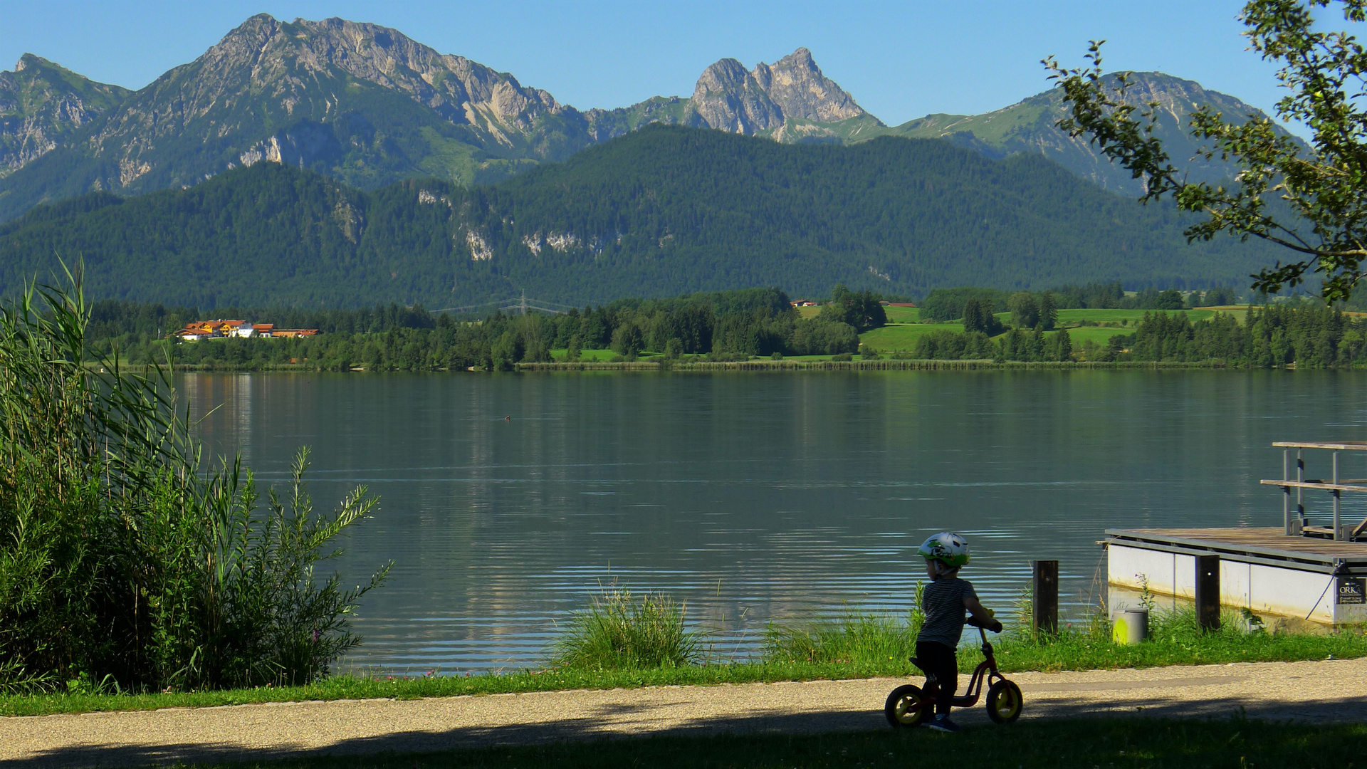 Junger Nachwuchs-Biker, ...