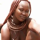 Junges Himba-Mädchen