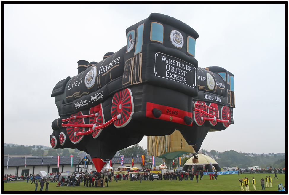 Jungfernflug des Neuen Warstein Express