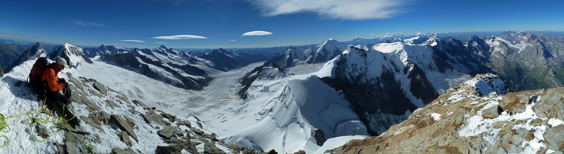 Jungfrau (4158m) - herrliches Panorama nach Süden über den Aletschgletscher