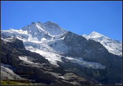 Jungfrau mit Schnee- & Silberhorn