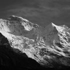 Jungfrau wieder im weissen Kleid