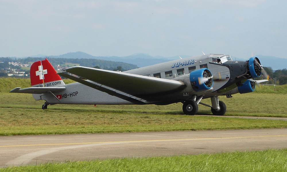 Junkers Ju 52 3M Foto & Bild | luftfahrt, oldtimer-flugzeuge, ju-52 ...