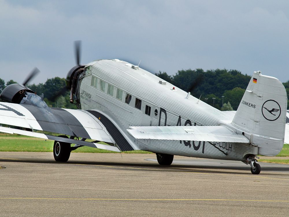 Junkers Ju 52 Foto & Bild | luftfahrt, oldtimer-flugzeuge, ju-52 Bilder ...