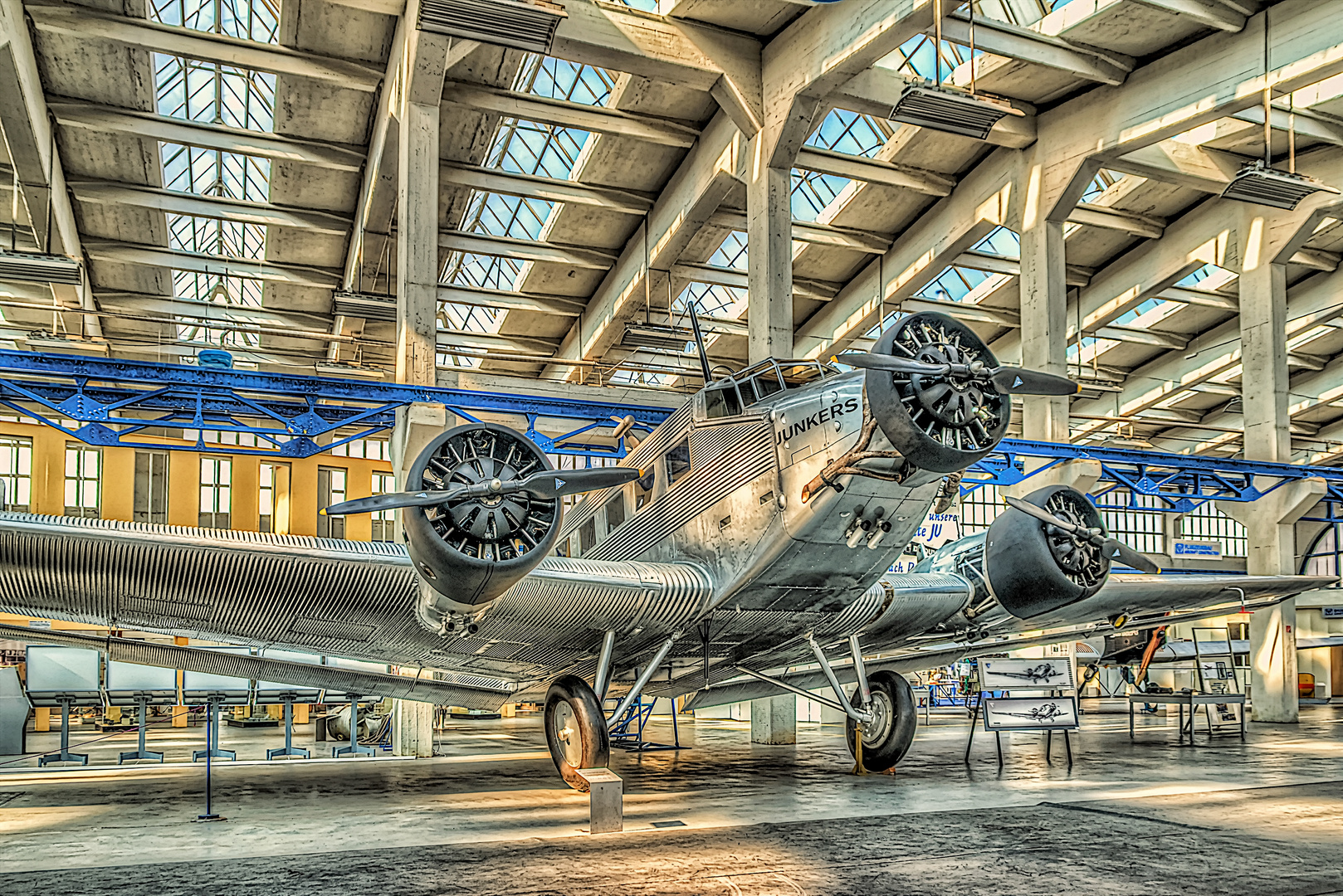 - Junkers "Ju 52" -